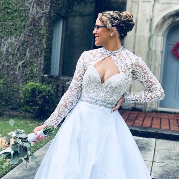 Wedding Dress - Picture 5 of 5